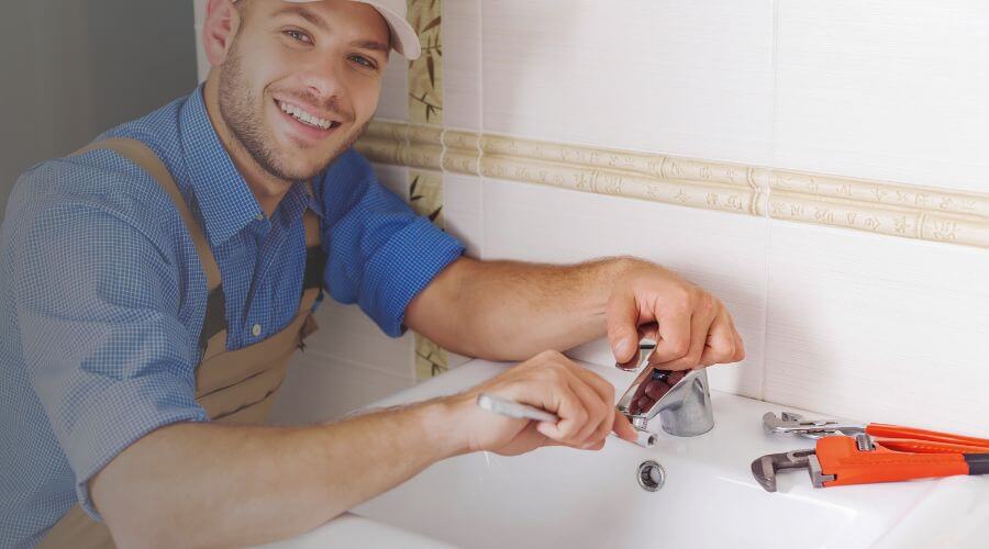 Handle or spout repair in Oakland, AR